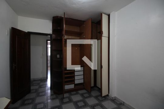 Quarto 2 de casa à venda com 5 quartos, 400m² em Taquara, Rio de Janeiro
