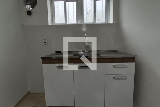 Studio de kitnet/studio para alugar com 1 quarto, 40m² em Parque Imperial, São Paulo