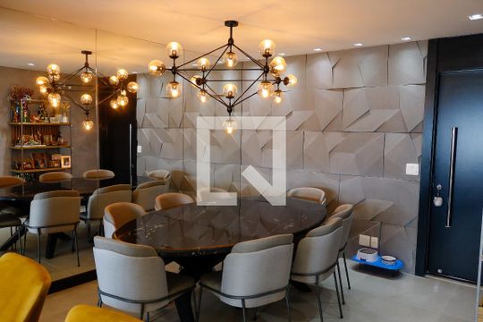 sala de apartamento para alugar com 3 quartos, 113m² em Vila Osasco, Osasco