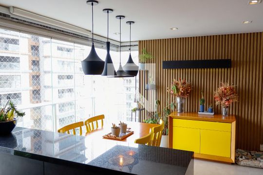 Sacada de apartamento para alugar com 3 quartos, 113m² em Vila Osasco, Osasco