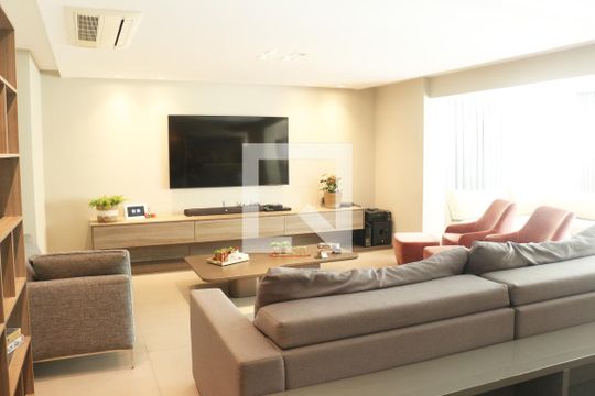 Sala de apartamento para alugar com 3 quartos, 244m² em Santo Antônio, São Caetano do Sul