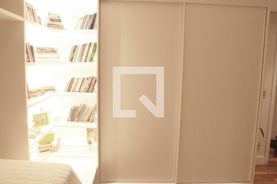 Suíte 1 de apartamento para alugar com 3 quartos, 244m² em Santo Antônio, São Caetano do Sul