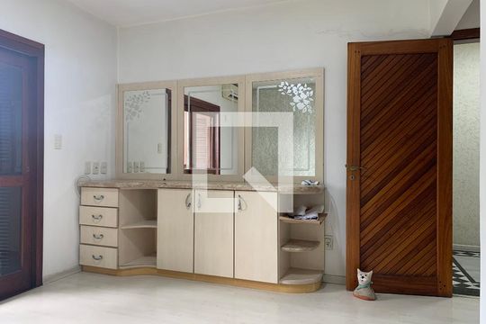 suite de casa à venda com 5 quartos, 350m² em Rondônia, Novo Hamburgo