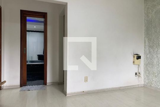 suite de casa à venda com 5 quartos, 350m² em Rondônia, Novo Hamburgo