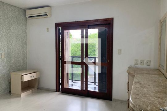suite de casa à venda com 5 quartos, 350m² em Rondônia, Novo Hamburgo
