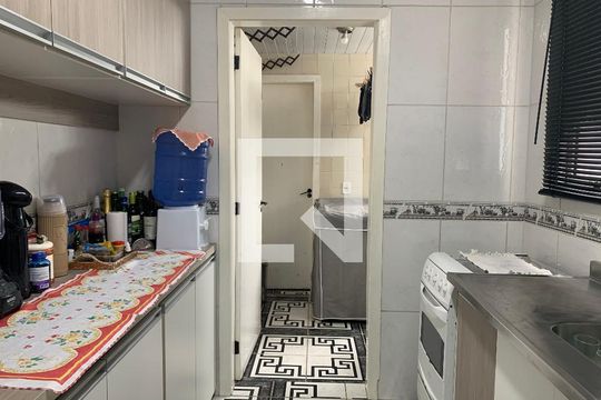 Cozinha  de apartamento para alugar com 2 quartos, 93m² em Industrial, Novo Hamburgo