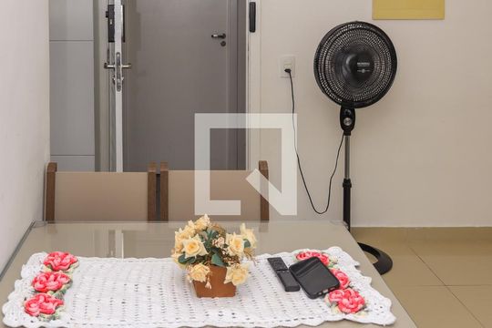 Sala de apartamento para alugar com 2 quartos, 54m² em Piatã, Salvador