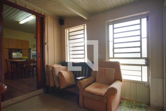 Sala 2 de casa à venda com 4 quartos, 130m² em Rincão, Novo Hamburgo