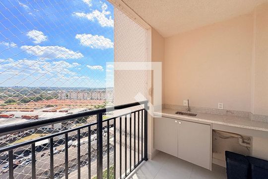 Sacada de apartamento à venda com 3 quartos, 72m² em Cidade Luíza, Jundiaí