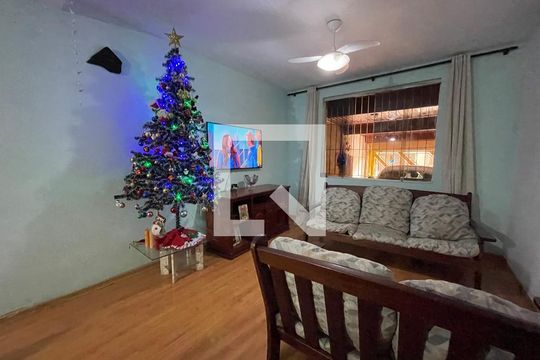 Sala de casa à venda com 2 quartos, 140m² em Jardim Esmeralda, São Paulo