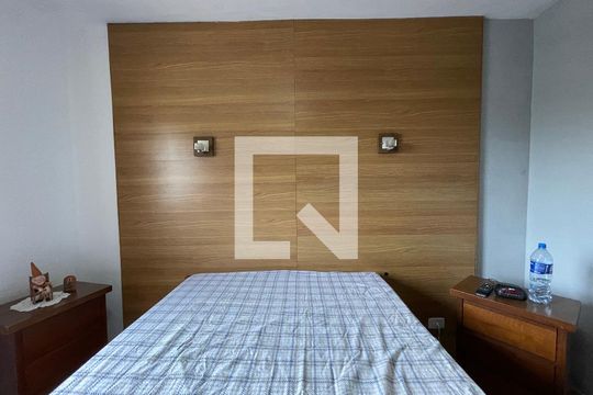 Quarto 1 de casa à venda com 2 quartos, 140m² em Jardim Esmeralda, São Paulo