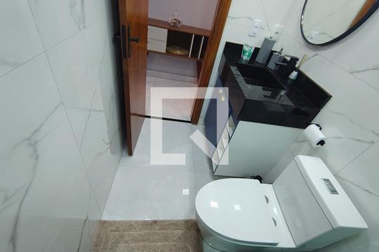 Banheiro de casa de condomínio à venda com 4 quartos, 190m² em Anil, Rio de Janeiro