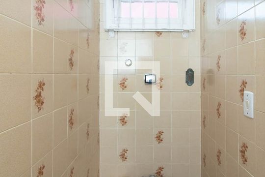 Lavabo de casa de condomínio à venda com 3 quartos, 194m² em Espírito Santo, Porto Alegre