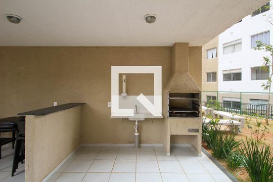 Churrasqueira de apartamento à venda com 2 quartos, 34m² em Fazenda da Juta, São Paulo