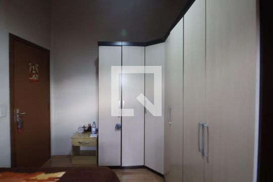 Quarto 1 de casa à venda com 3 quartos, 240m² em Estância Velha, Canoas