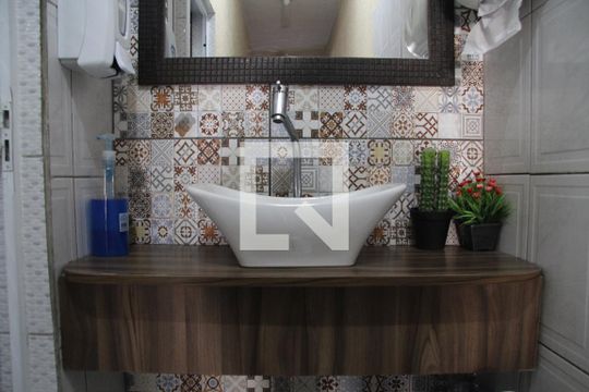 Casa à venda com 2 quartos, 260m² em Vila Endres, Guarulhos