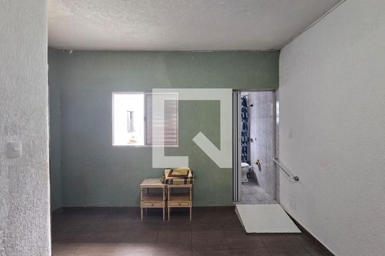 Suíte  de casa à venda com 2 quartos, 260m² em Vila Endres, Guarulhos