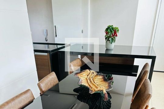 Apartamento à venda com 3 quartos, 120m² em Água Rasa, São Paulo
