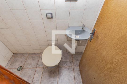 Banheiro de casa para alugar com 3 quartos, 240m² em Bosque da Saúde, São Paulo