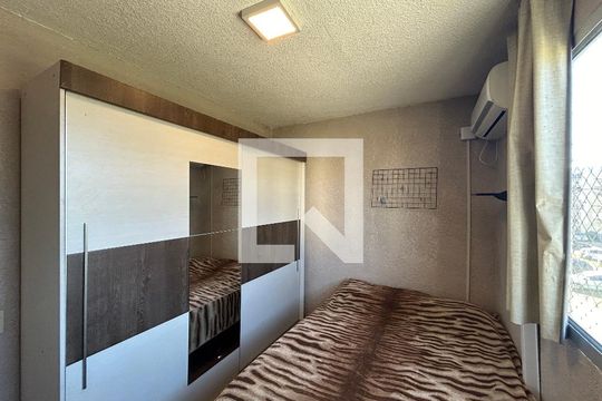 Quarto  de apartamento à venda com 2 quartos, 40m² em Santos Dumont, São Leopoldo