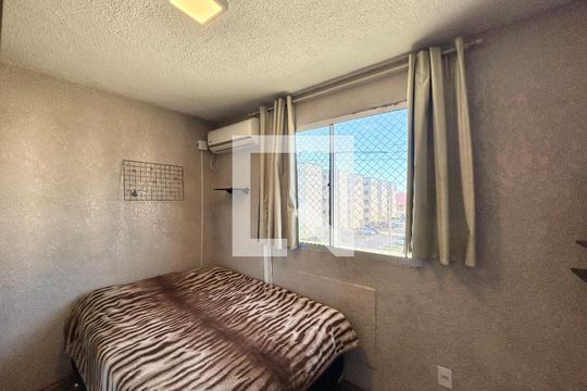 Quarto  de apartamento à venda com 2 quartos, 40m² em Santos Dumont, São Leopoldo