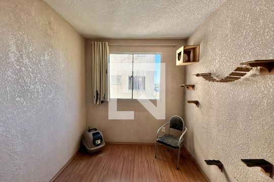 Quarto 2 de apartamento à venda com 2 quartos, 40m² em Santos Dumont, São Leopoldo