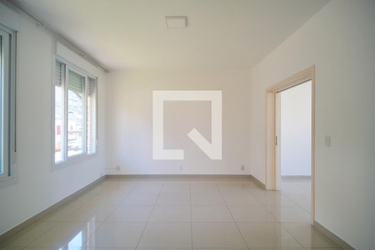 Sala de casa para alugar com 4 quartos, 240m² em Hamburgo Velho, Novo Hamburgo