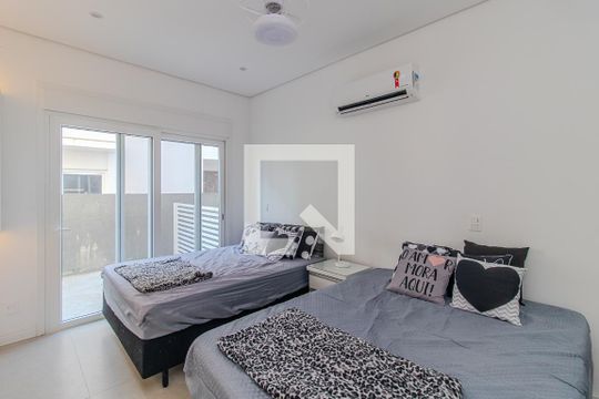 Quarto 1 de casa de condomínio à venda com 3 quartos, 309m² em Vila Nova, Porto Alegre