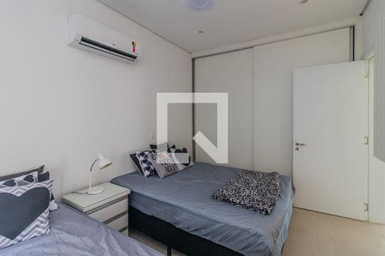 Quarto 1 de casa de condomínio à venda com 3 quartos, 309m² em Vila Nova, Porto Alegre