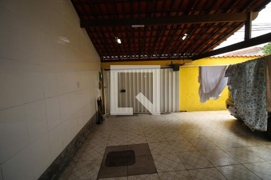Quintal e Garagem de apartamento à venda com 3 quartos, 150m² em Penha, Rio de Janeiro