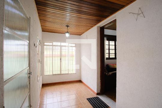 Entrada de casa à venda com 5 quartos, 288m² em Penha de França, São Paulo