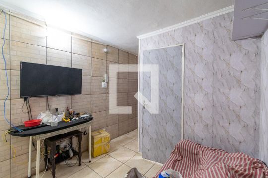 Sala de casa para alugar com 2 quartos, 40m² em Vila Fachini, São Paulo