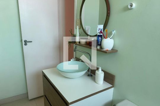 Apartamento à venda com 2 quartos, 56m² em Taquara, Rio de Janeiro