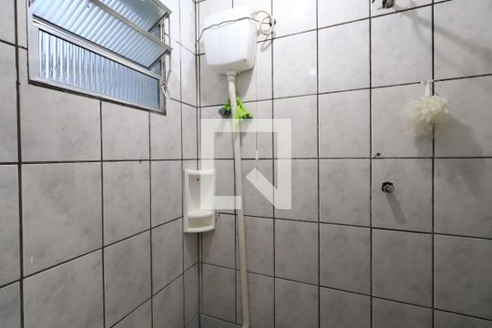 Banheiro de casa para alugar com 1 quarto, 25m² em Vila Matilde, São Paulo