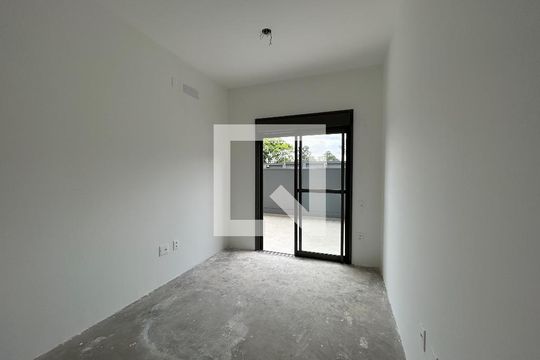Suíte  de apartamento à venda com 2 quartos, 94m² em City América, São Paulo