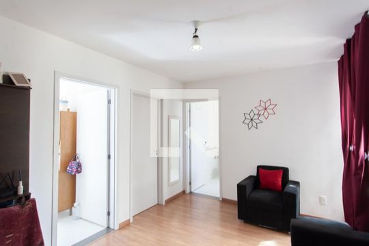 Sala de apartamento à venda com 1 quarto, 60m² em Frei Leopoldo, Belo Horizonte