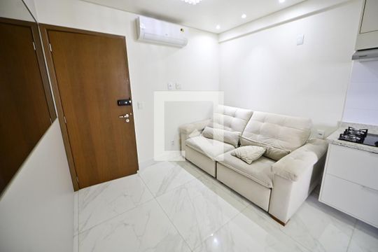 Sala de apartamento para alugar com 1 quarto, 52m² em Jardim Goiás, Goiânia