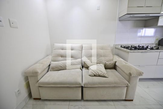 Sala de apartamento para alugar com 1 quarto, 52m² em Jardim Goiás, Goiânia