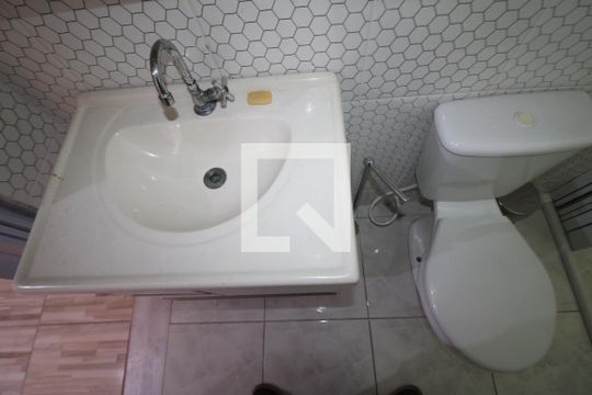 Quarto 1 - Banheiro de casa à venda com 5 quartos, 180m² em Lauzane Paulista, São Paulo