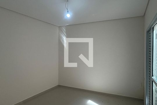 Suite de apartamento para alugar com 2 quartos, 52m² em Vila Mazzei, Santo André