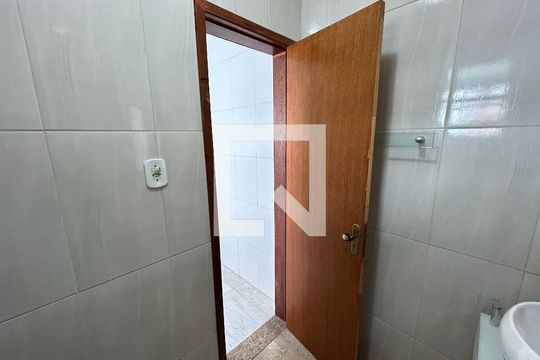 Casa para alugar com 1 quarto, 55m² em Bento Ribeiro, Rio de Janeiro
