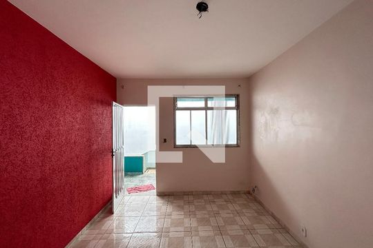 Casa para alugar com 1 quarto, 55m² em Bento Ribeiro, Rio de Janeiro