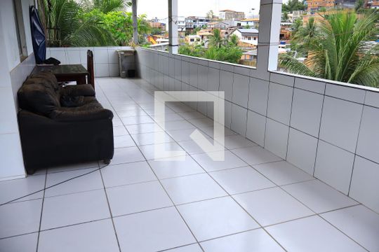 Área externa de apartamento para alugar com 2 quartos, 120m² em São Cristóvão, Salvador
