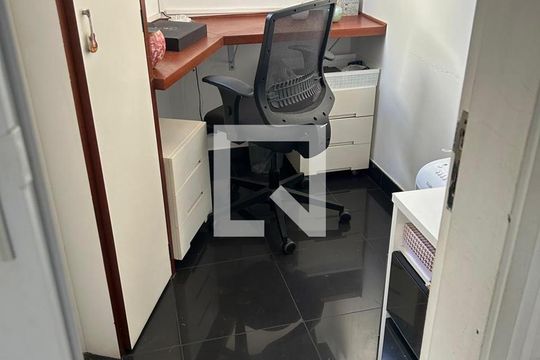 Quarto de Serviço de apartamento à venda com 4 quartos, 125m² em Sion, Belo Horizonte