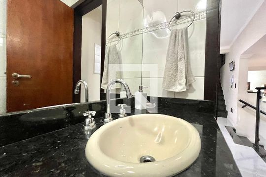 Banheiro Social de casa à venda com 6 quartos, 296m² em Vila Monte Alegre, São Paulo