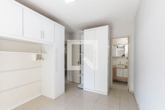 Suíte de apartamento para alugar com 2 quartos, 98m² em Tijuca, Rio de Janeiro