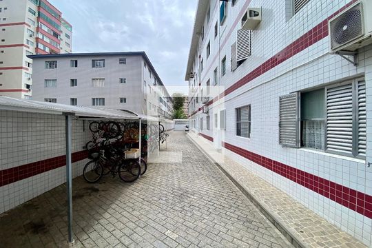 Área comum de kitnet/studio para alugar com 1 quarto, 32m² em Boqueirão, Praia Grande