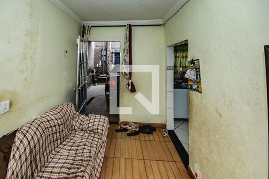 Casa à venda com 6 quartos, 370m² em Cenaculo, Belo Horizonte