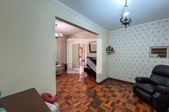 Sala de TV de casa para alugar com 4 quartos, 430m² em Centro, Sorocaba