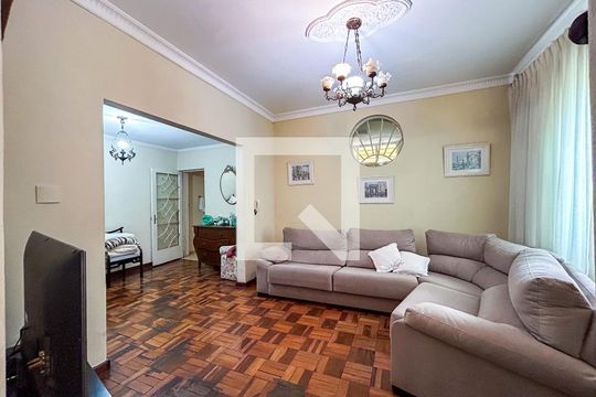 Sala de TV de casa para alugar com 4 quartos, 430m² em Centro, Sorocaba